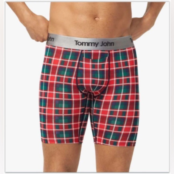 NWT Tommy John Haute Red Fireplace Plaid Second Skin 8" Boxer - Picture 1 of 6